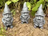 Garden gnome, halfling, dwarf-4