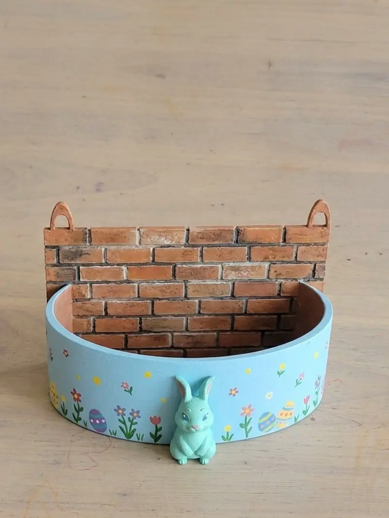 The 'Easter Brick-Wall' Multi-Organizer