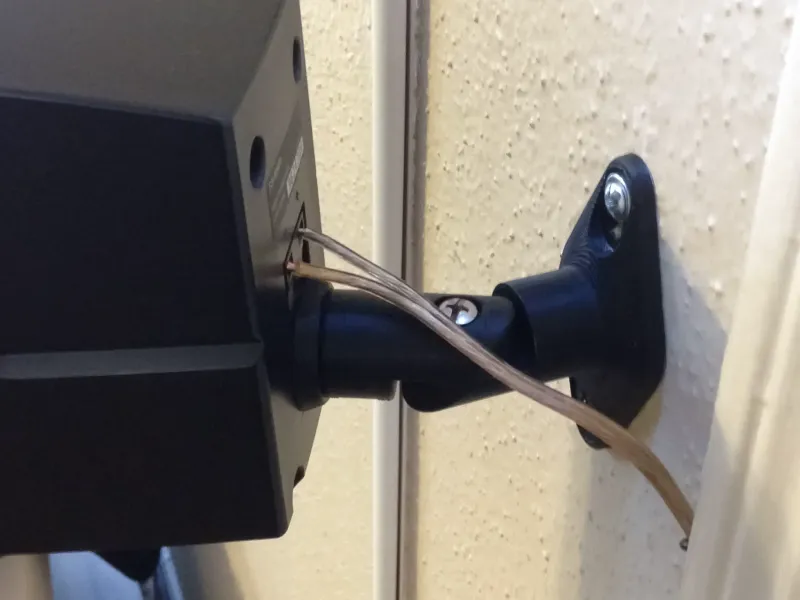 扬声器支架