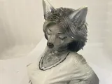 female wolf bust-1