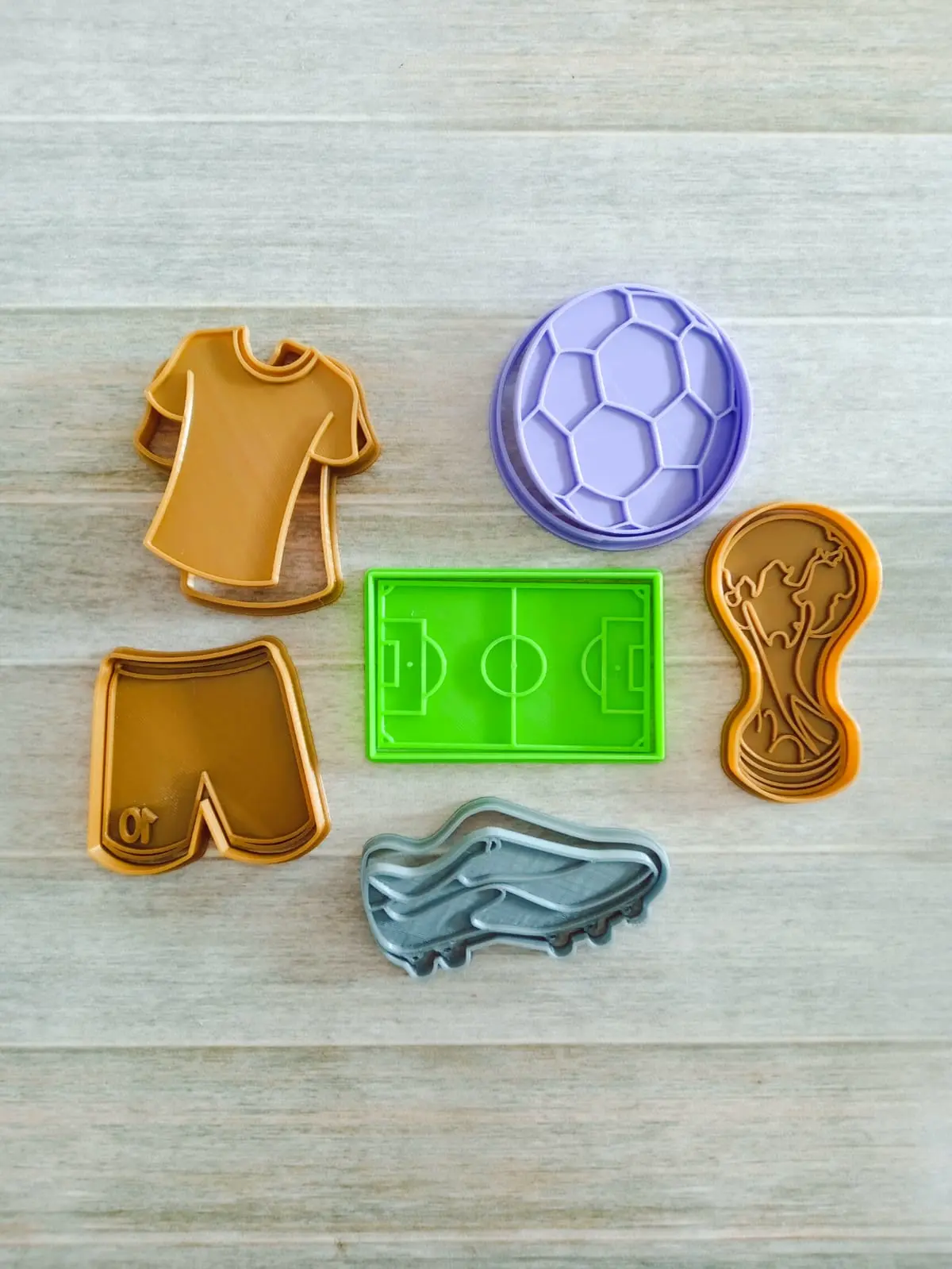 FUSSBALL-AUSSTECHFORMEN - FUSSBALL-AUSSTECHER-SET X6