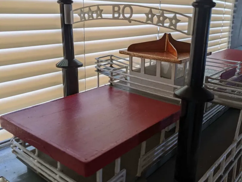 ترقيات القارب النهري Dumas Creole Queen Paddlewheel Riverboat