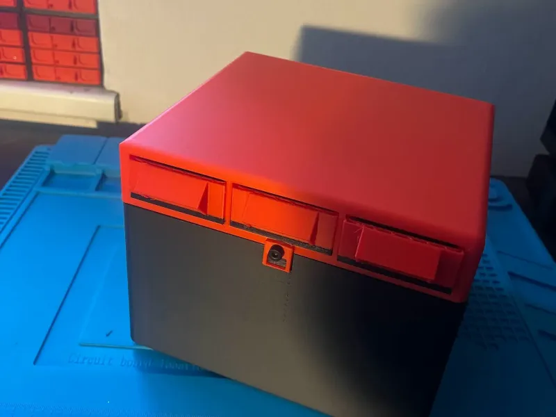 elektronics +breadboard protective box