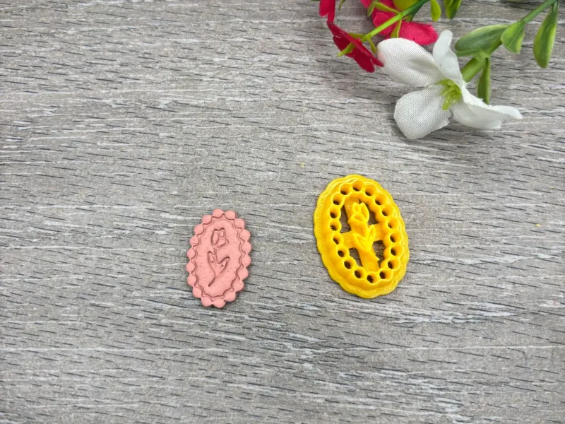 FRAMED FLOWER CLAY CUTTER