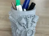 Engine pencil holder-0