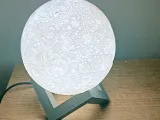 Moon lamp controlled with phone app-0