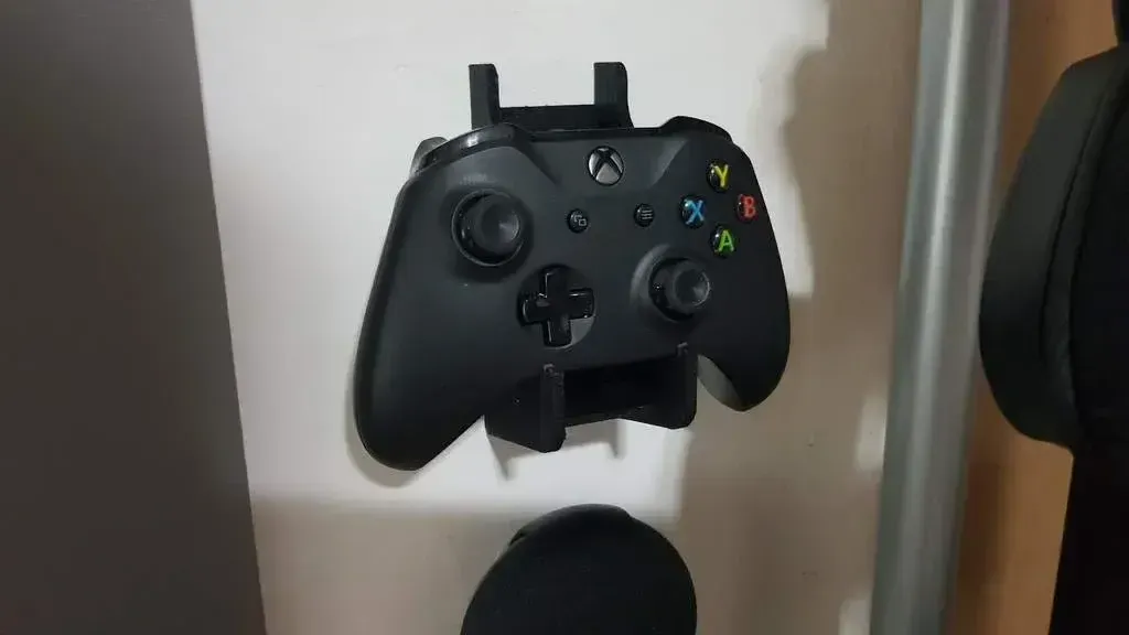 Xbox One Controller Wall Mount