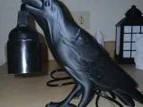 Crow-shaped lamp-5