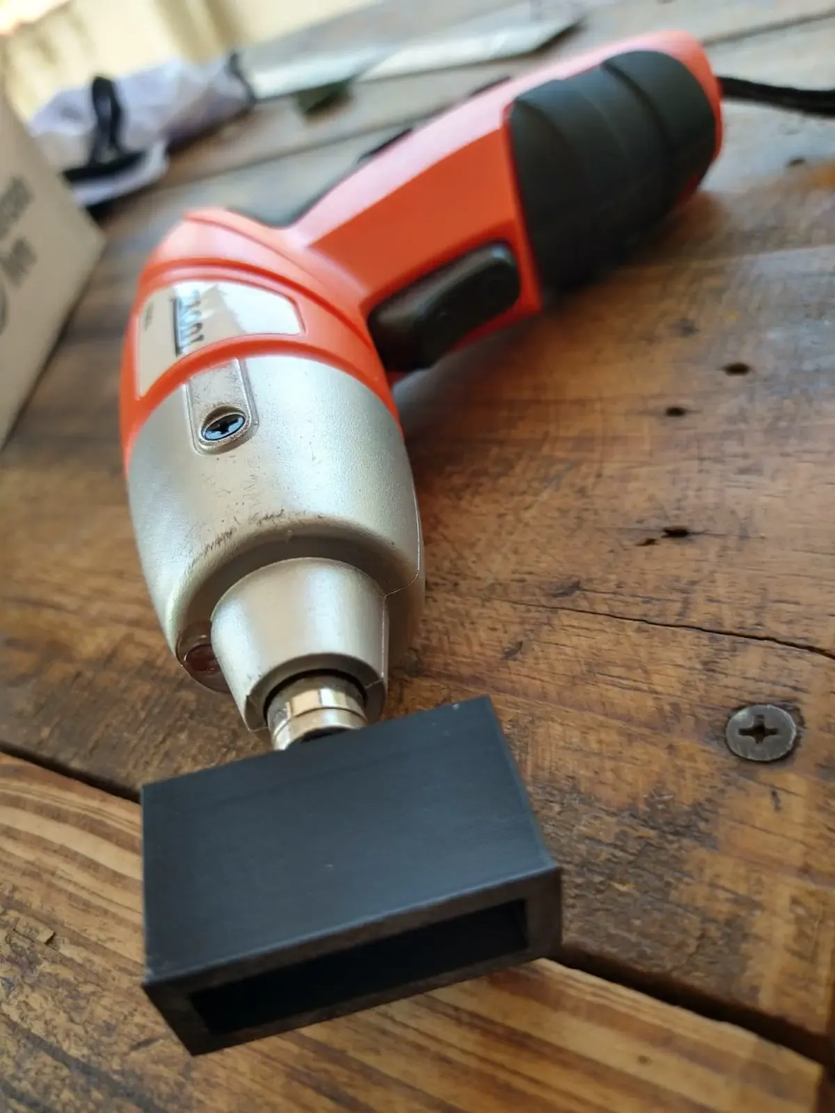 guitar adapter to use as a screwdriver