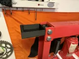 Hydraulic workshop press storage.-1