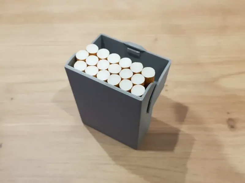 Cigarette Box 18 pcs with snap closure