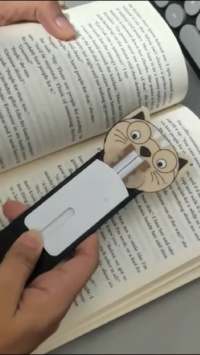 Studious Cat Bookmark — 3D Printed Peeking Cat Bookmark