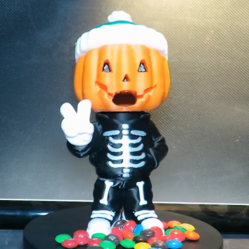 URBAN PUMPKIN CANDY MAKER-0
