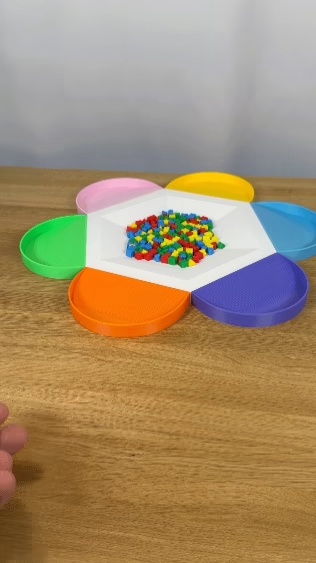 Colors & Shapes Sorting Game-1
