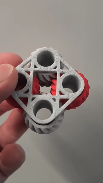 Fidget gear square base-0