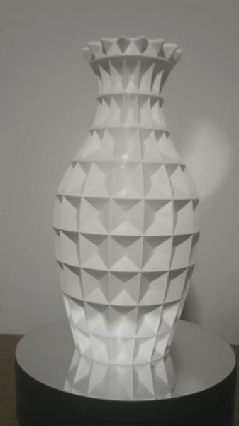 Geometric 3D Vase-2