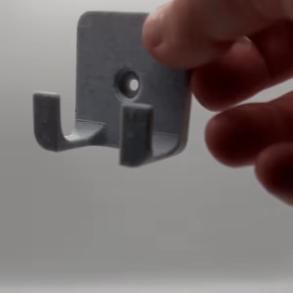 Supporto universale semplicistico per rasoi Intro_Razor_Hodler.gif Si