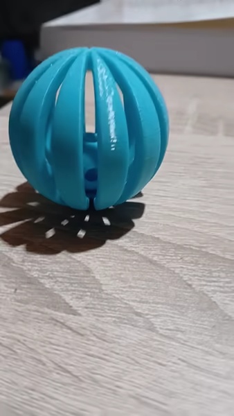 bola de rolagem tripla entrelaçada - brinquedos para gatos