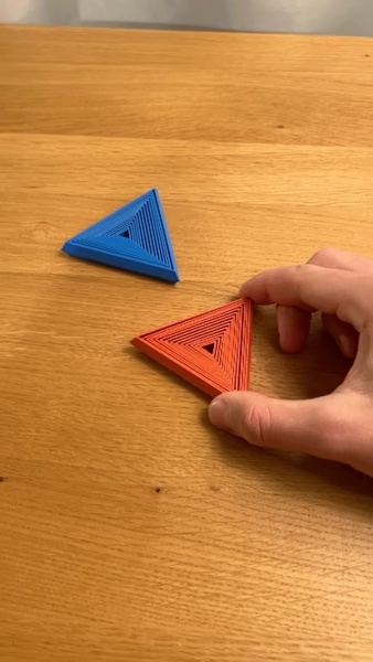 Triangle Fidget Toy-1