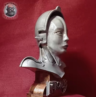 María Bust - Metrópolis