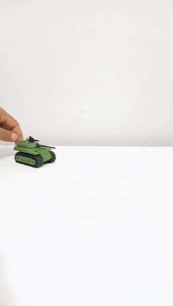 Sci fi apc armored vehicle Model V1