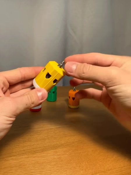 Mini Screwdriver with Bit Magazine-1
