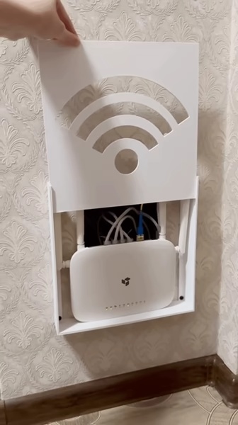 صندوق لجهاز توجيه Wi-Fi