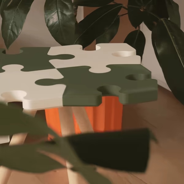 Puzzle table