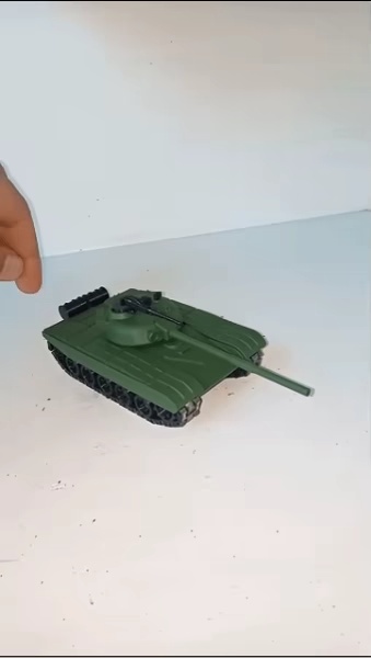T72 TANK