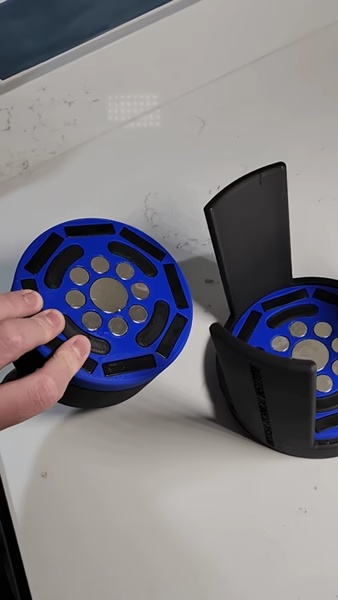 Magnetic Disk Assembly (Mark 2)