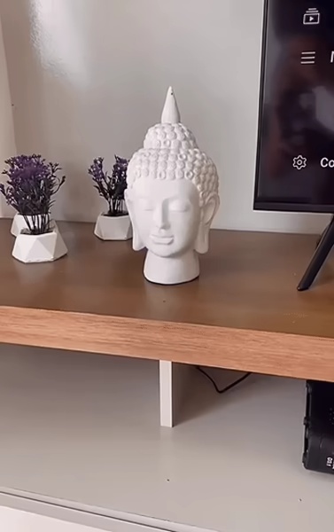 Hindu Buddha Head Statue