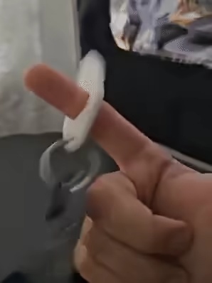Keychain Spinner X mini box opener