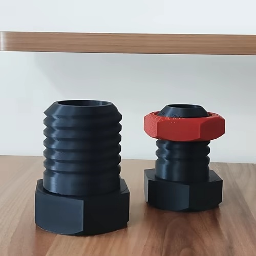 螺栓螺母造型笔筒 - 工具箱