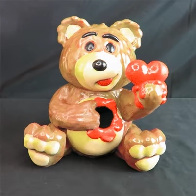 دب عيد الحب الحلو
