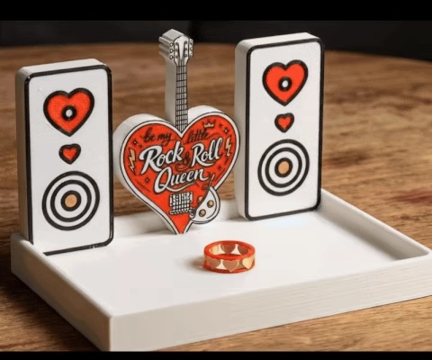 Rock & Roll Queen: Heart Guitar Jewelry Tray & Keychain Set
