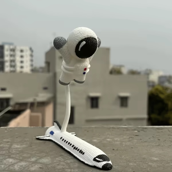Knitted Astronaut-1
