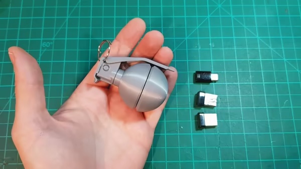 Mini_Grenade_KeyRing-0