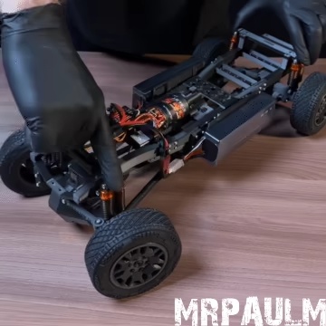 Universal pickup chassis AWD-1
