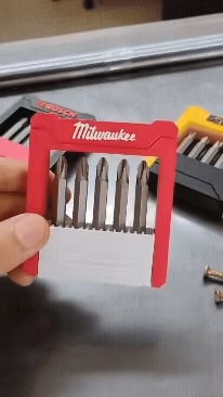 Milwaukee Screwdriver Bit Holder-3