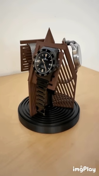 ROTATING WATCH STAND