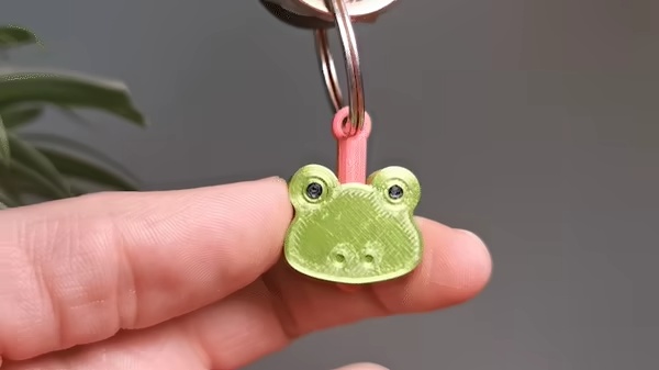 Porta-chaves com língua de sapo Mini Flip Frog