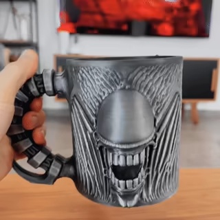 Xenomorph ijsbekerhouder