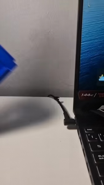 Computer Stand Phone-2