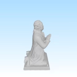 Louis XVI praying statue