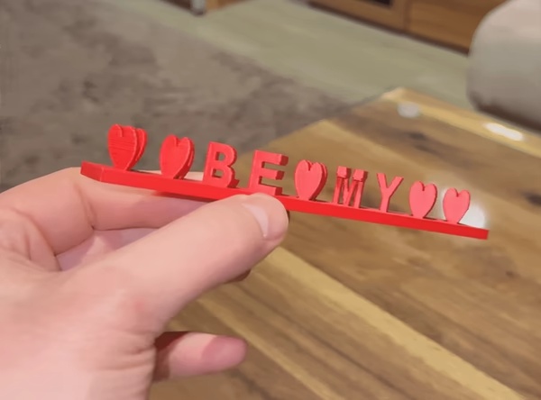 VALENTINES DAY DOUBLE TEXT ILLUSION STAND