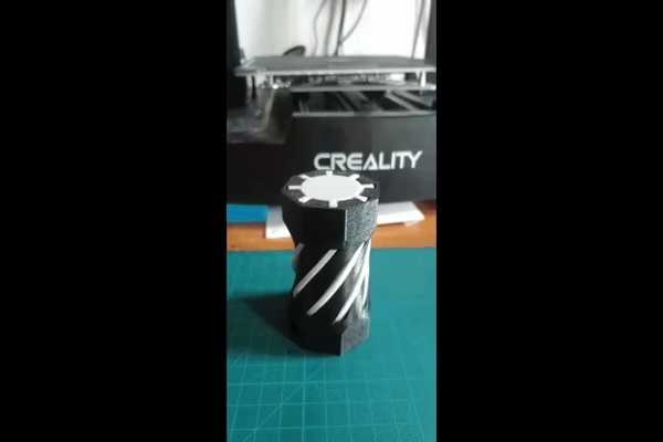Octagonal spiral fidget toy