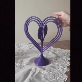 هدية عيد الحب للمحبوب، قلب دوّار، قلوب دوّارة