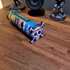 (One Piece Version) Pringles tray with lid