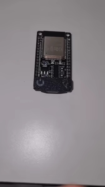 ESP32 Botonera / Ergonomic Button Actuator & Cover for ESP32-1