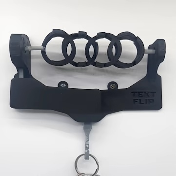 TEXT FLIP: KEY HANGER | AUDI |-1